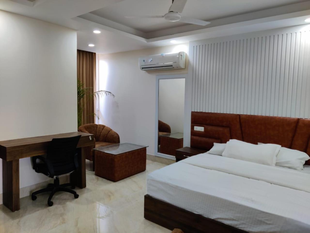 דהראדון Hotel Maira מראה חיצוני תמונה